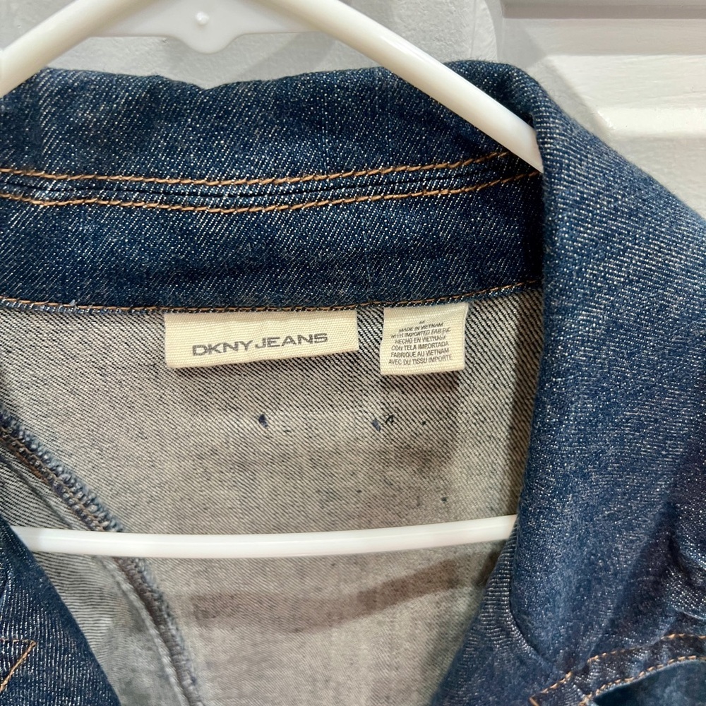 Dkny Structured Denim Jacket Size Medium - image 5